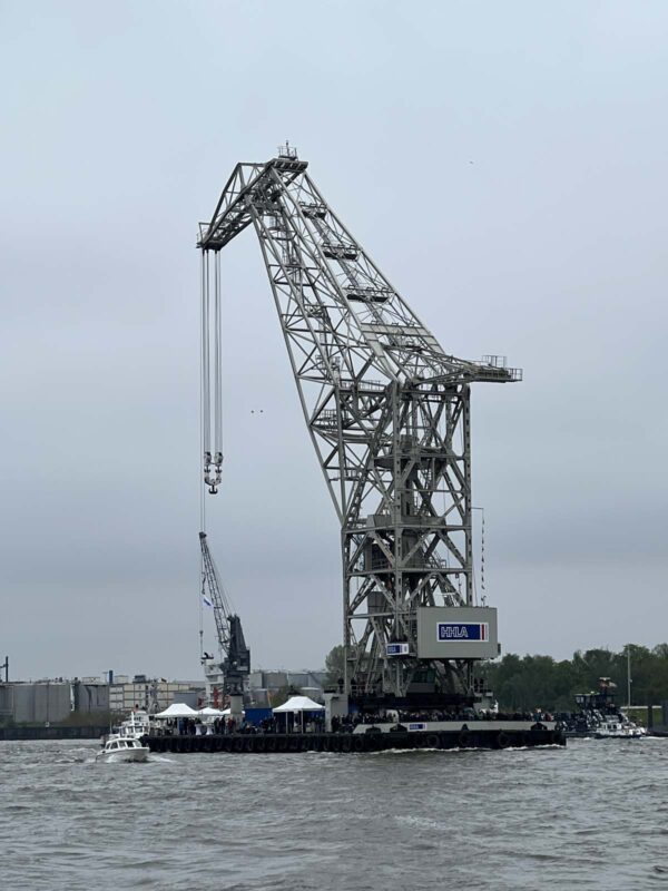 Schwimmkran Hhla Iii Hamburger Hafengeburtstag Shipspottingmag