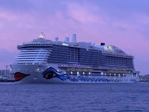 AIDAcosma Kreuzfahrtschiff AIDA Cruises