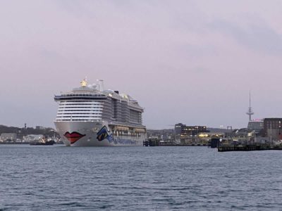 AIDAcosma cruise terminal Kiel Ostseekai