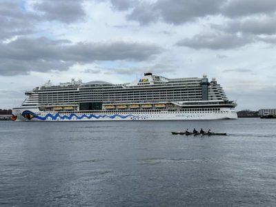 AIDAprima leaves the port of Kiel for the Baltic Sea