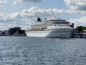 Kreuzfahrtschiff Amera Ostseekai Kiel