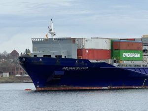 Containerschiff Munksund
