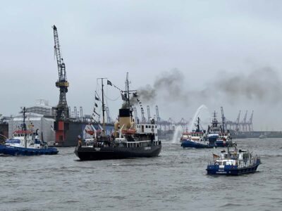 Icebreaker Stettin and arrival Fairplay tugs at the tug ballet 2023