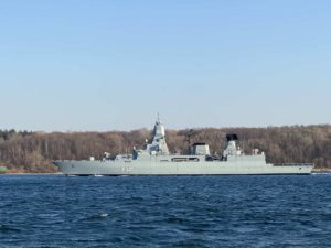 Fregatte F 221 Hessen Kieler Förde