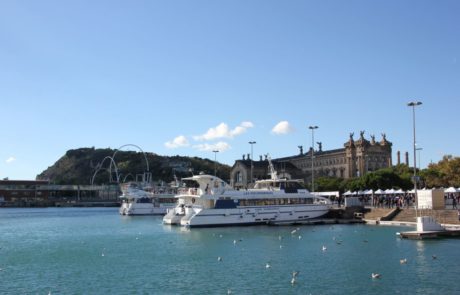 Ausflugsschiffe Hafenrundfahrt Barcelona Ausflugsschiffe Hafenrundfahrt Barcelona