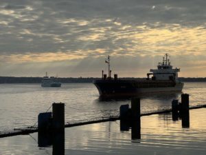 Kaisa Frachtschiff Kieler Förde Nord-Ostsee-Kanal