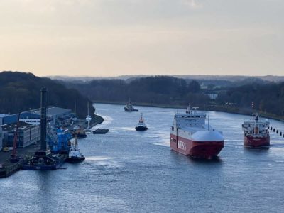 Kiel Nordhafen Schiffe im Nord-Ostsee-Kanal