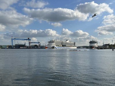 Kiel Fjord AIDAprima & AIDAluna in Kiel May 5, 2022