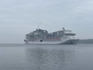 Kieler Förde MSC Grandiosa 7.5.2022 Ankunft in Kiel