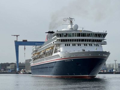 Cruise ship Balmoral rotates in Kiel Fjord