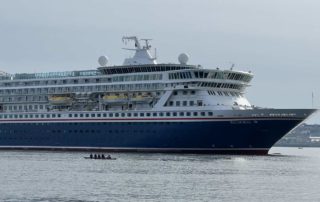 Kreuzfahrtschiff Balmoral Kieler Förde 14.4.2023