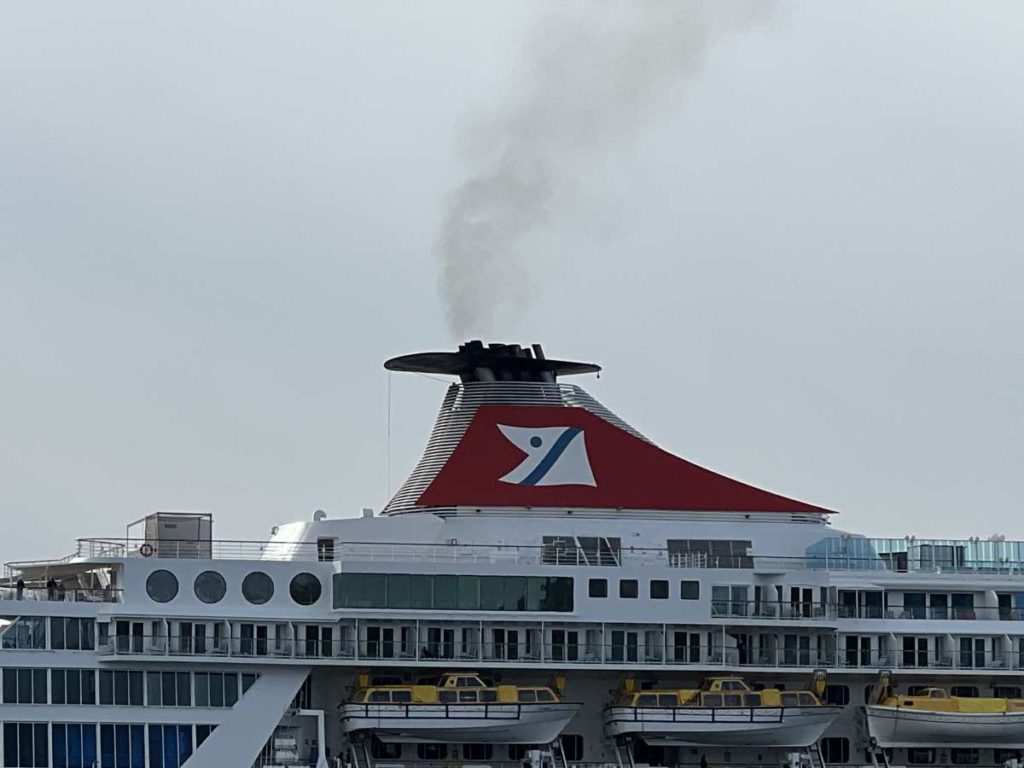 Cruise ship Balmoral red smokestack