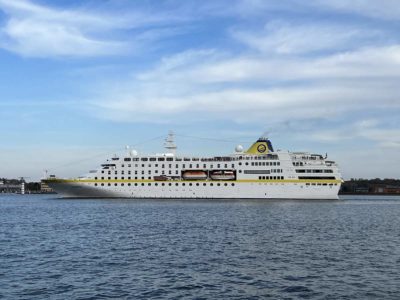MS Hamburg cruise ship leaves Kiel