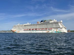 Norwegian Getaway Erstauslauf Kiel 16.5.2022 NCL Schiff