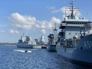 Kriegsschiffe Marinestützpunkt Kiel-Wik