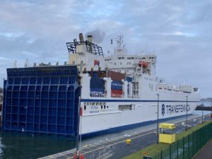 Plyca RoRo Frachtschiff Nord-Ostsee-Kanal Schleuse