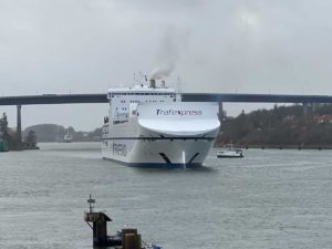 Plyca RoRo Schiff