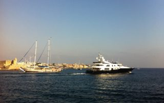 Rhodos Hafen Motoryach & Segelschiff