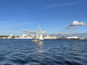 Schiffe in der Kieler Förde & Ostuferhafen Kiel