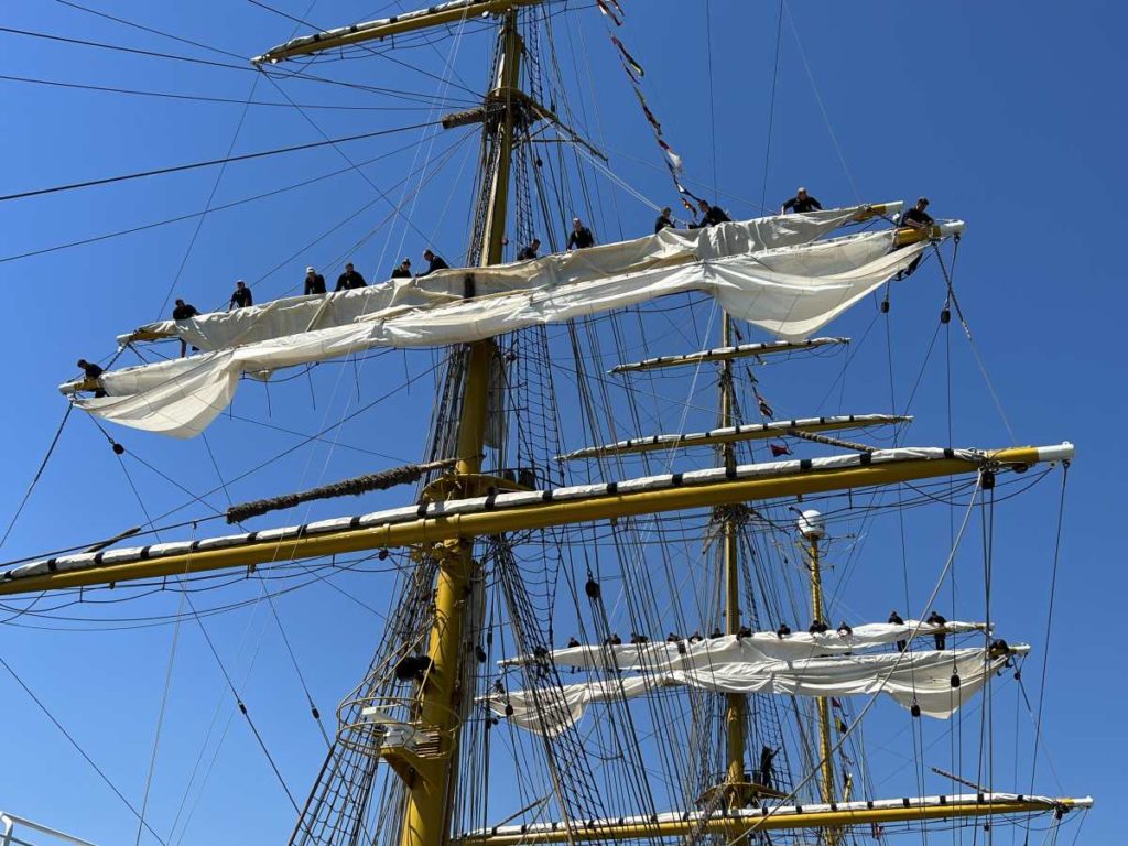 Ship Setting Sailing training ship Gorch Fock Exercise Sail Setting Open Ship 2022 ...