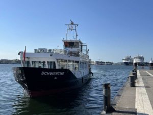 SFK Fähre MS Schwentine Reventloubrücke Kiel