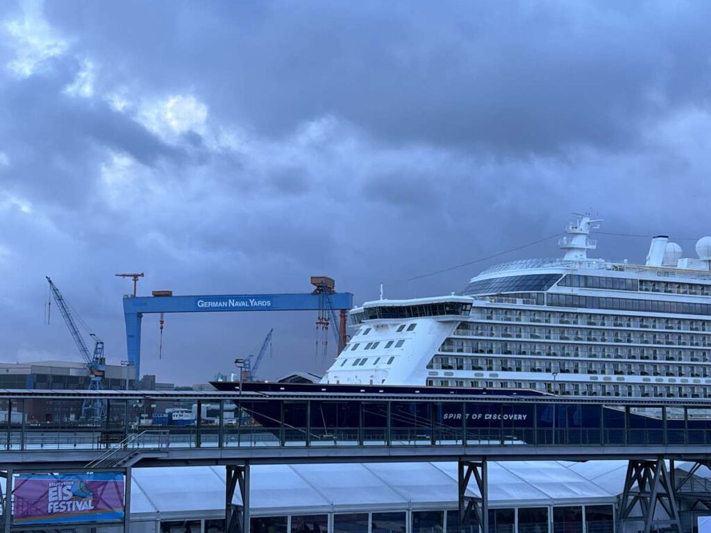 Spirit of discovery kieler hafen ostseekai ShipspottingMag spirit-of-discovery-kieler-hafen-ostseekai-shipspottingmag