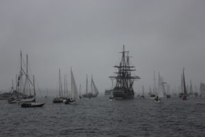 Nebel bei der Windjammerparade 2013 in der Kieler Förde